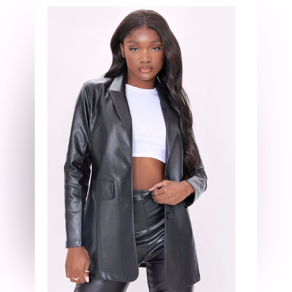 Black oversized leather blazer, size 10